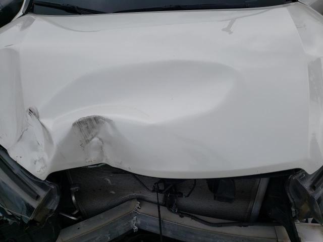 5TDKZRFH5KS557213 - 2019 TOYOTA HIGHLANDER SE WHITE photo 12