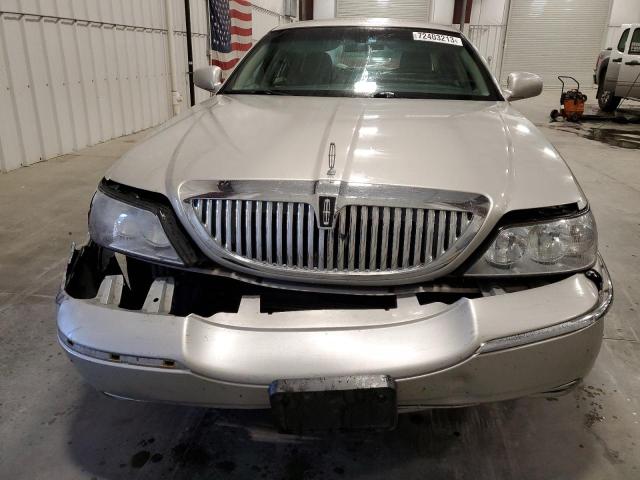 1LNHM81V17Y630648 - 2007 LINCOLN TOWN CAR SIGNATURE SILVER photo 5