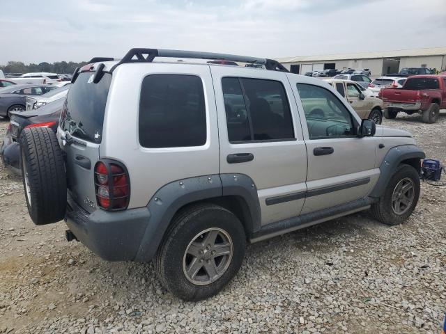 1J4GL38K15W614244 - 2005 JEEP LIBERTY RENEGADE Gümüş foto 3