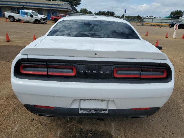 2C3CDZBT8GH300330 - 2016 DODGE CHALLENGER R/T WHITE photo 6