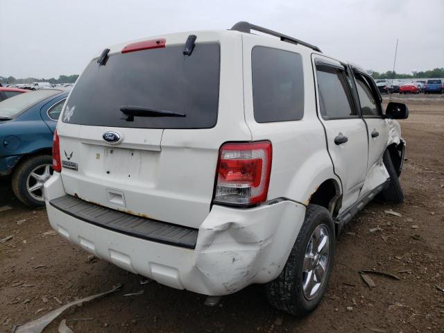 1FMCU9D77AKB30016 - 2010 FORD ESCAPE XLT WHITE photo 4