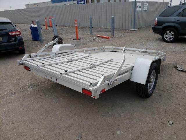 1YGUS1012PB250673 - 2022 ALUM TRAILER SILVER photo 4