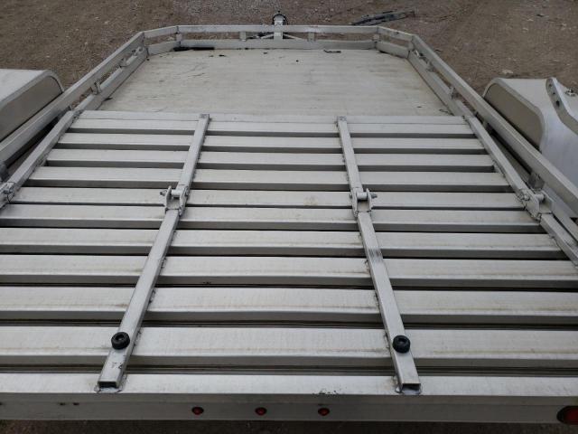 1YGUS1012PB250673 - 2022 ALUM TRAILER SILVER photo 5