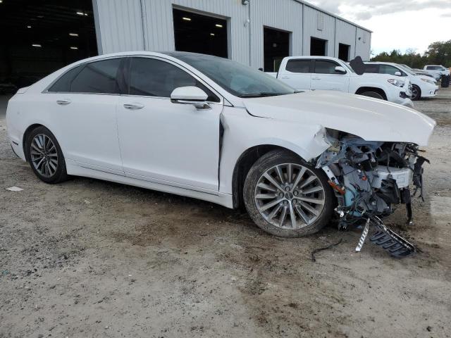 3LN6L5C95HR609360 - 2017 LINCOLN MKZ SELECT WHITE photo 4