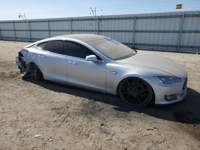 5YJSA1DN9CFP02874 - 2012 TESLA MODEL S Արծաթագույն լուսանկար 4