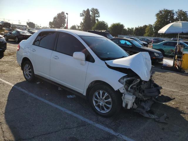 3N1BC1AP9AL449489 - 2010 NISSAN VERSA S WHITE photo 4