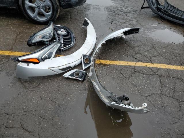 LRBFXCSA0KD023611 - 2019 BUICK ENVISION ESSENCE ვერცხლისფერი ფოტო 13