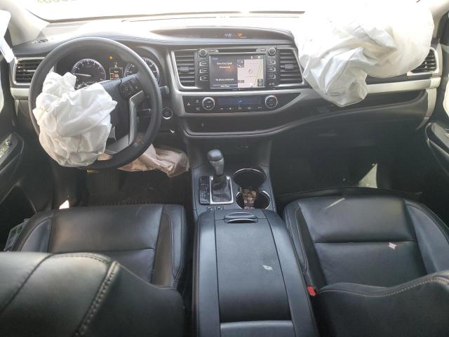 5TDKKRFH4FS119292 - 2015 TOYOTA HIGHLANDER XLE GRAY photo 8