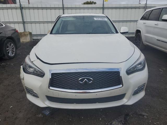 JN1EV7AR5GM345561 - 2016 INFINITI Q50 PREMIUM WHITE photo 5