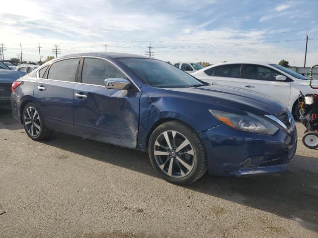 1N4AL3AP2GC155639 - 2016 NISSAN ALTIMA 2.5 BLUE photo 4