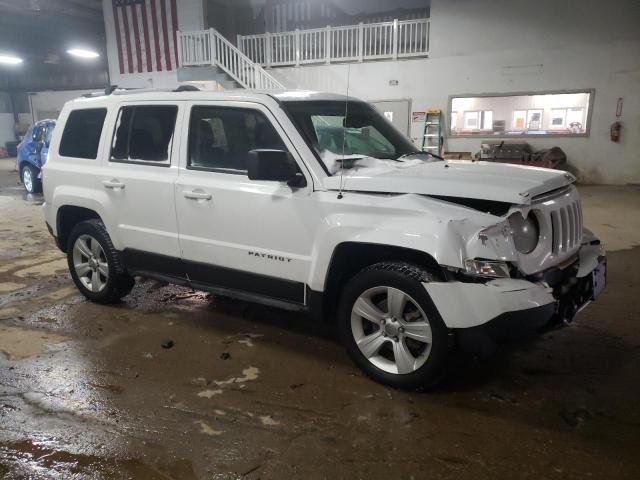 1J4NF4GB8BD213058 - 2011 JEEP PATRIOT LATITUDE WHITE photo 4