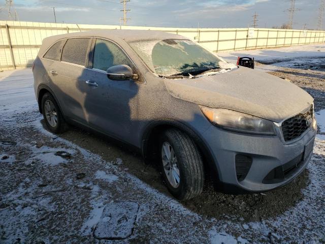 5XYPG4A36KG599350 - 2019 KIA SORENTO L GRAY photo 4