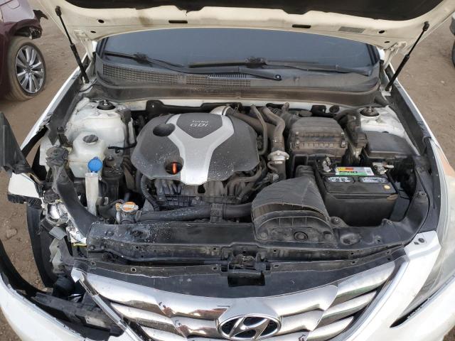 5NPEC4AB3CH412571 - 2012 HYUNDAI SONATA SE WHITE photo 11