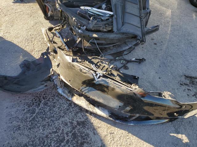 5YJSA1E2XJF247969 - 2018 TESLA MODEL S Սև լուսանկար 12