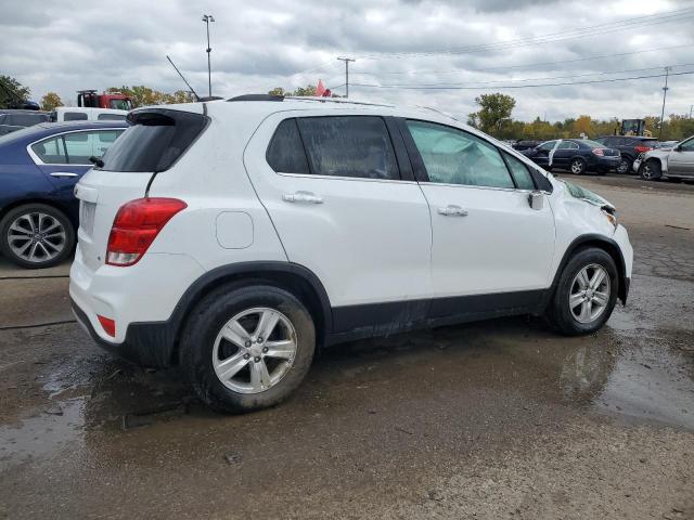 KL7CJLSB2KB959480 - 2019 CHEVROLET TRAX 1LT WHITE photo 3