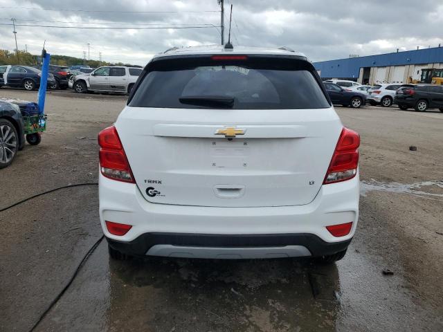 KL7CJLSB2KB959480 - 2019 CHEVROLET TRAX 1LT WHITE photo 6