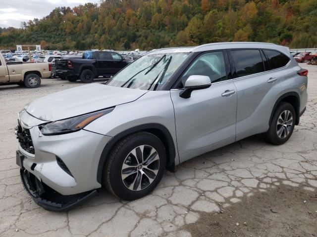 5TDHZRBH8NS587844 - 2022 TOYOTA HIGHLANDER XLE SILVER photo 1