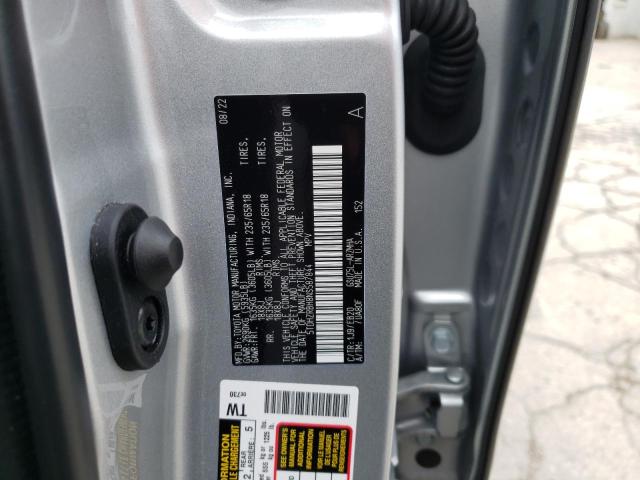 5TDHZRBH8NS587844 - 2022 TOYOTA HIGHLANDER XLE SILVER photo 13