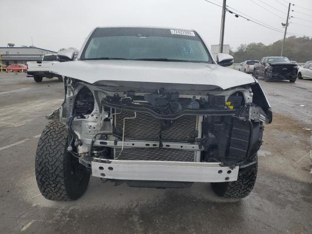 JTENU5JR4N5994808 - 2022 TOYOTA 4RUNNER SR5/SR5 PREMIUM 银色 照片 5