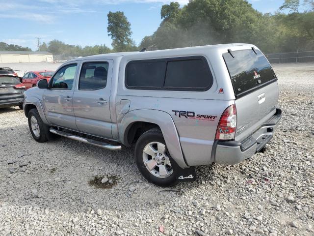 3TMLU4EN7FM184680 - 2015 TOYOTA TACOMA DOUBLE CAB SILVER photo 2