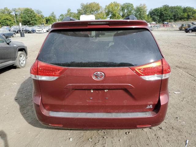 5TDJK3DCXDS051240 - 2013 TOYOTA SIENNA LE RED photo 6