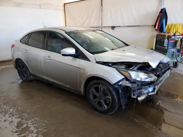 1FADP3F21EL374832 - 2014 FORD FOCUS SE SILVER photo 4