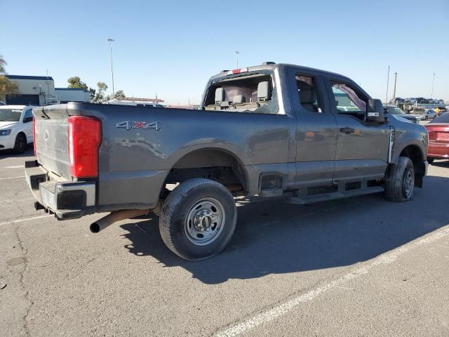 1FT8X3BA6PED15808 - 2023 FORD F350 SUPER DUTY GRAY photo 3