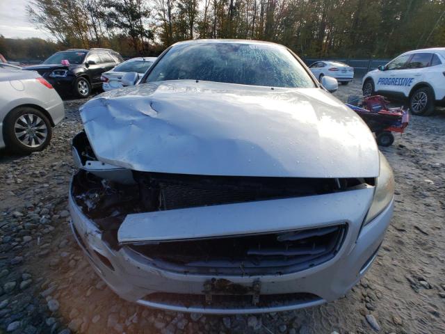 YV1622FS7C2033976 - 2012 VOLVO S60 T5 SILVER photo 5