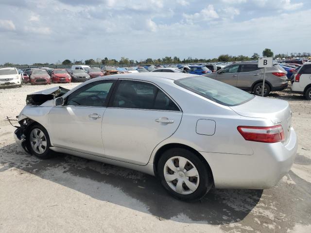 4T4BE46K79R099983 - 2009 TOYOTA CAMRY BASE SILVER photo 2