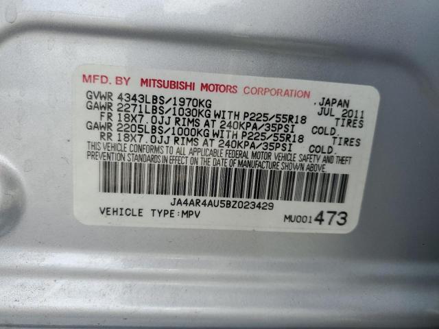 JA4AR4AU5BZ023429 - 2011 MITSUBISHI OUTLANDER SE SILVER photo 13