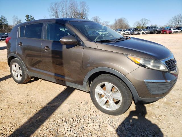 KNDPB3A29D7463987 - 2013 KIA SPORTAGE BASE BROWN photo 4