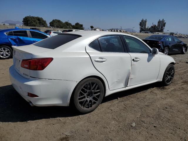 JTHBE262865005424 - 2006 LEXUS IS 350 WHITE photo 3