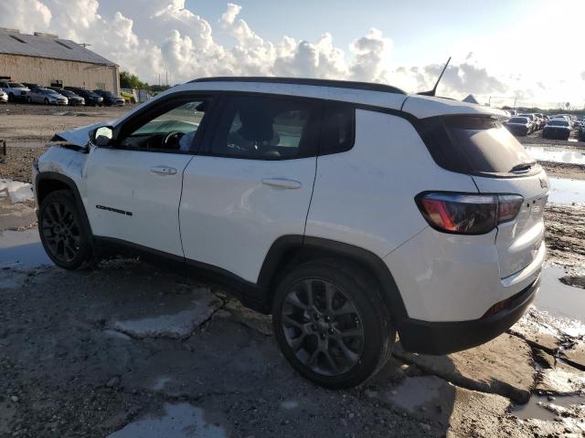 3C4NJCEB3MT550073 - 2021 JEEP COMPASS 80TH EDITION WHITE photo 2