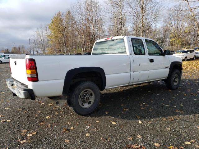 1GCGK29U5YE381689 - 2000 CHEVROLET SILVERADO K2500 WHITE photo 3