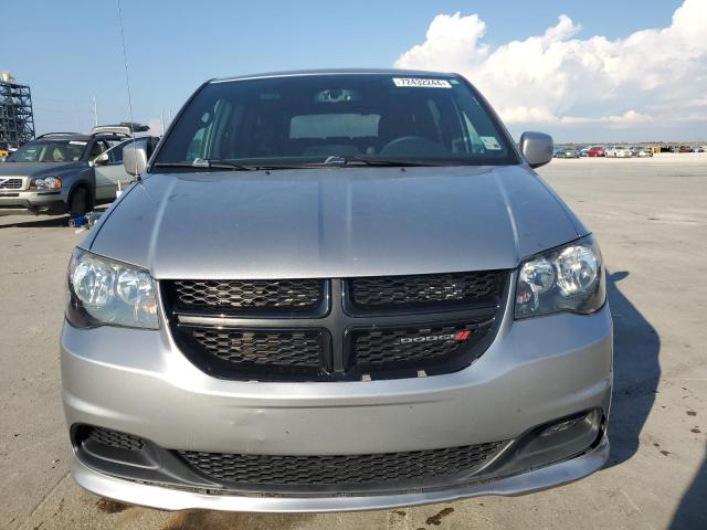 2C4RDGBG2FR643205 - 2015 DODGE GRAND CARA SE SILVER photo 5