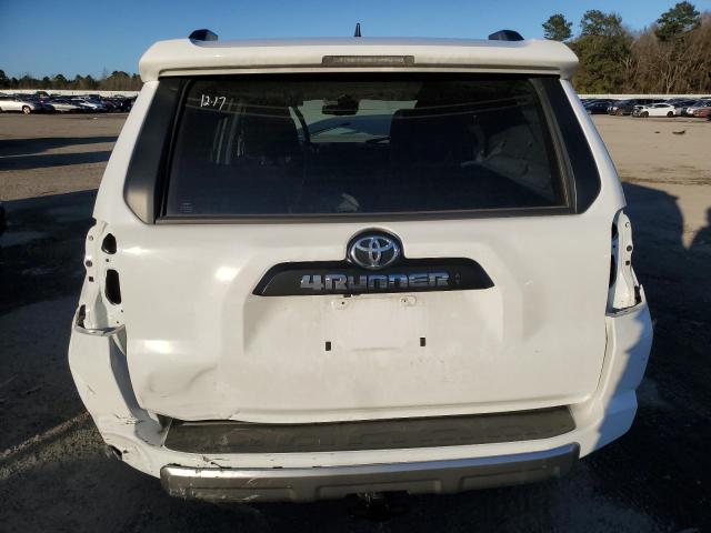 JTEMU5JR9N6062836 - 2022 TOYOTA 4RUNNER SR5/SR5 PREMIUM WHITE photo 6