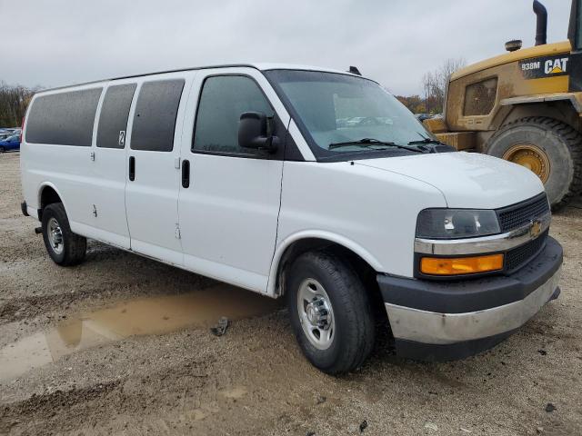 1GAZGPFG8J1247674 - 2018 CHEVROLET EXPRESS G3 LT WHITE photo 4