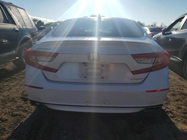 1HGCV1F36JA056348 - 2018 HONDA ACCORD SPORT WHITE photo 6