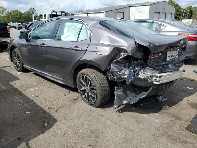 4T1G11AK7PU829633 - 2023 TOYOTA CAMRY SE NIGHT SHADE GRAY photo 2