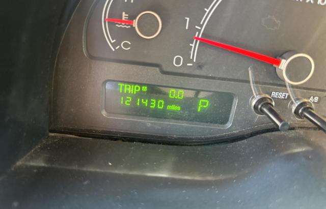 1LNHM87A05Y612384 - 2005 LINCOLN LS 金色 照片 8