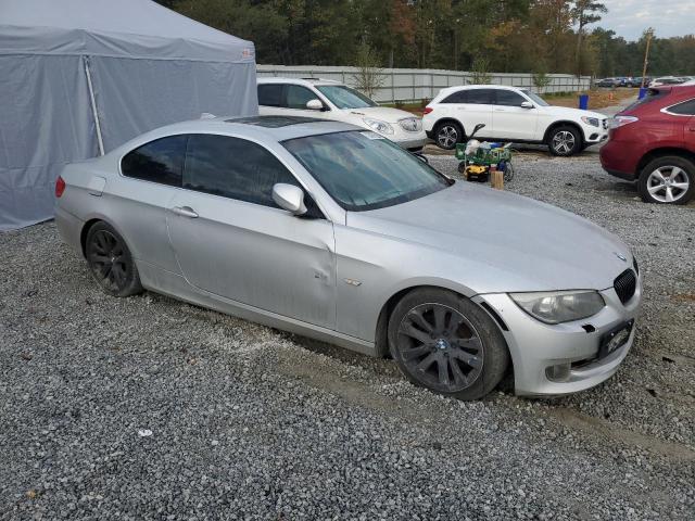 WBAKE3C59DE771663 - 2013 BMW 328 I SILVER photo 4