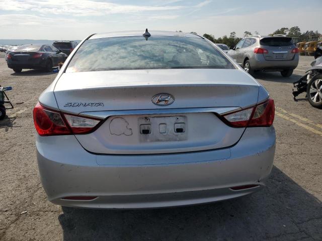 5NPEB4AC3DH697124 - 2013 HYUNDAI SONATA GLS SILVER photo 6