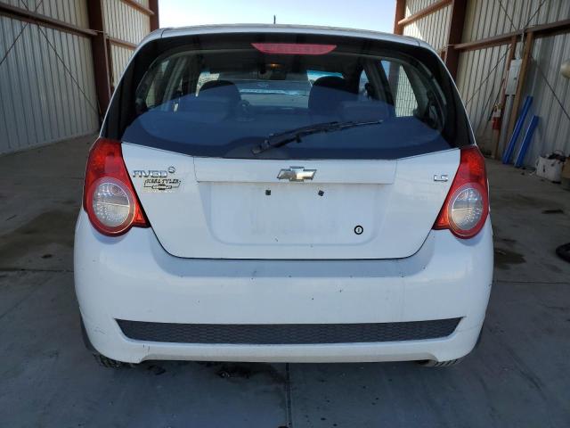 KL1TD66E09B638734 - 2009 CHEVROLET AVEO LS WHITE photo 6