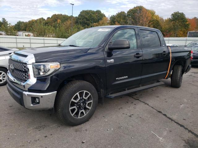 5TFDY5F16JX737090 - 2018 TOYOTA TUNDRA CREWMAX SR5 BLACK photo 1