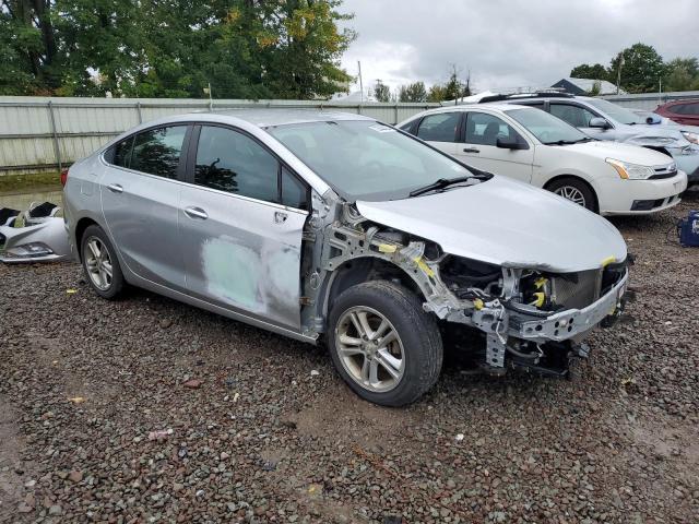 1G1BE5SM0J7113083 - 2018 CHEVROLET CRUZE LT SILVER photo 4