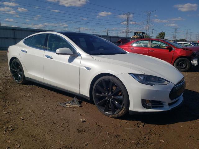 5YJSA1E24FF119606 - 2015 TESLA MODEL S WHITE photo 4