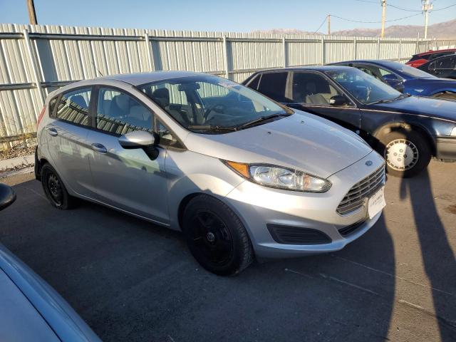 3FADP4TJ2EM133443 - 2014 FORD FIESTA S SILVER photo 4