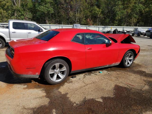 2C3CDZAG2GH138327 - 2016 DODGE CHALLENGER SXT RED photo 3