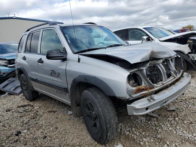 2CNBJ734636924656 - 2003 CHEVROLET TRACKER ZR2 SILVER photo 4