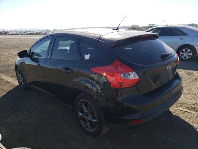 1FADP3K29DL244981 - 2013 FORD FOCUS SE BLACK photo 2